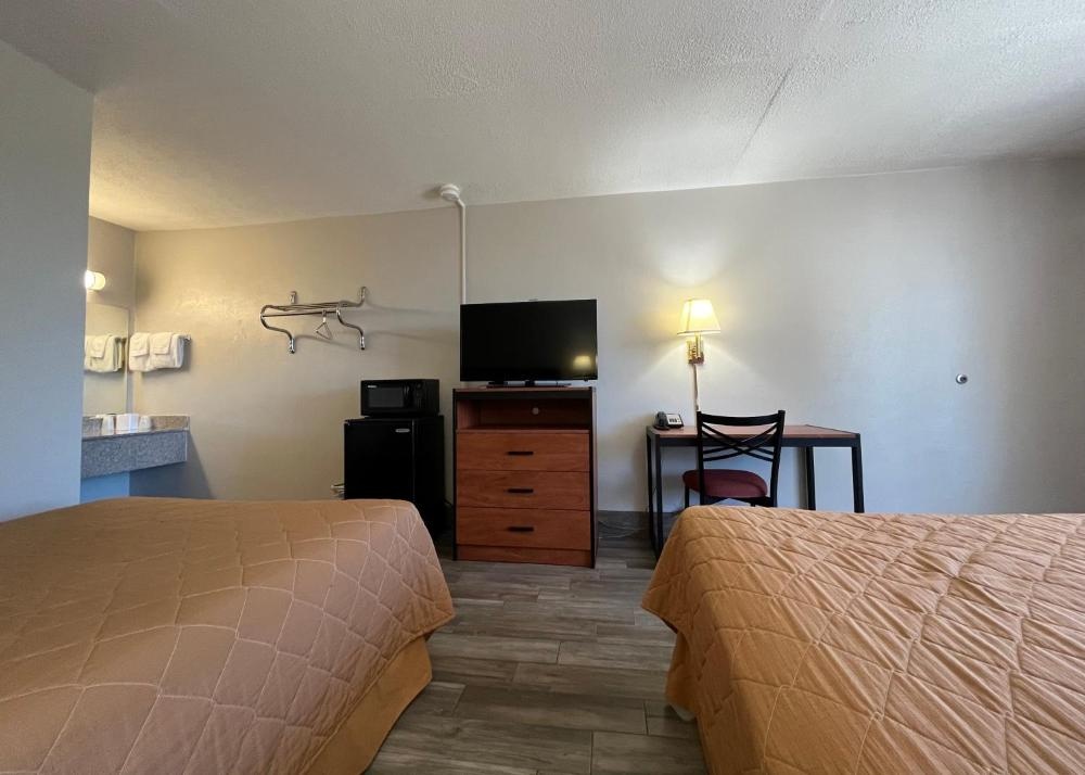 EZ Travel Inn College Station